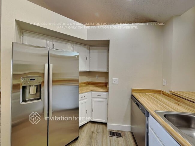 7736 Halleys Dr, Littleton, CO 80125 - photo 7