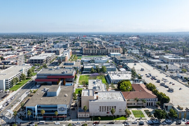Early College Academy-La Trade Tech College