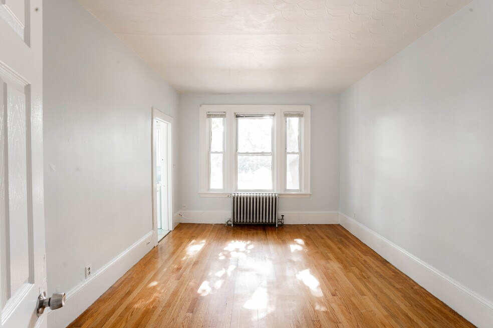 1781 Commonwealth Ave unit 3, Brighton, MA 02135 - photo 1