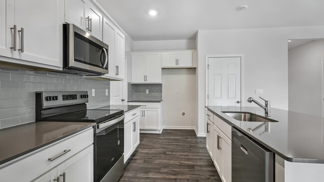 184 Chapel St, Fuquay-Varina, NC 27526 - photo 7