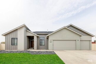 5131 Castleton Ave, Nampa, ID 83686