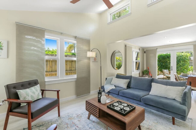 1449 NE 23rd St unit ID1372366P, Wilton Manors, FL 33305 - photo 2