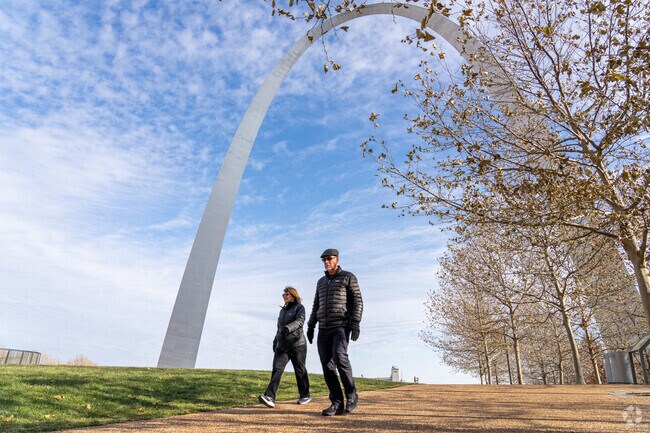 The amenities of St. Louis are a huge part of the Walnut Park East community.