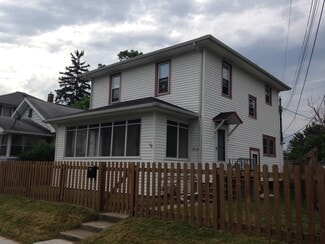 1510 Kinyon St Unit 2, South Bend, IN 46628