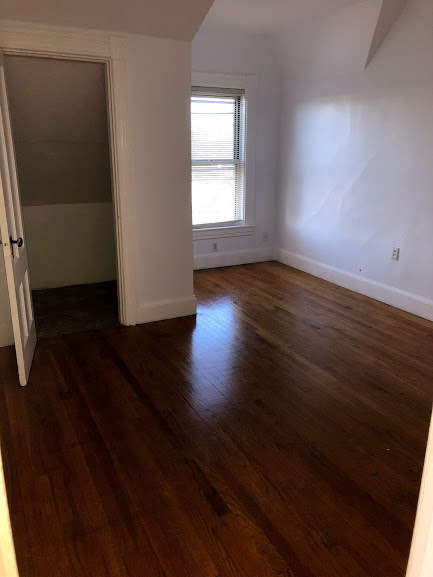 645 Somerville St Unit 3, Manchester, NH 03103