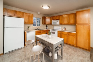 100 River Oaks Dr N, Cold Spring, MN 56320