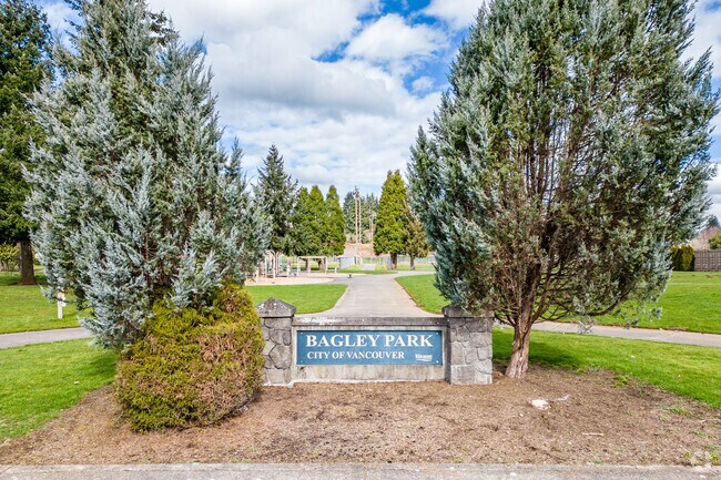 Bagley Community Park Entrance