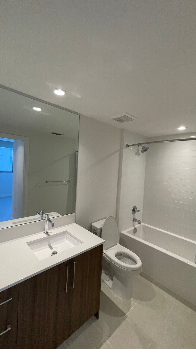 341 SW 18th Rd unit B3, Miami, FL 33129 - photo 7