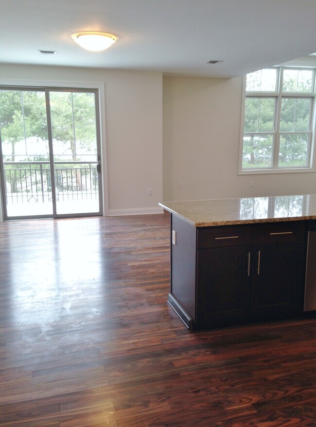 40 Russell Ave unit 201, Old Tappan, NJ 07675 - photo 6