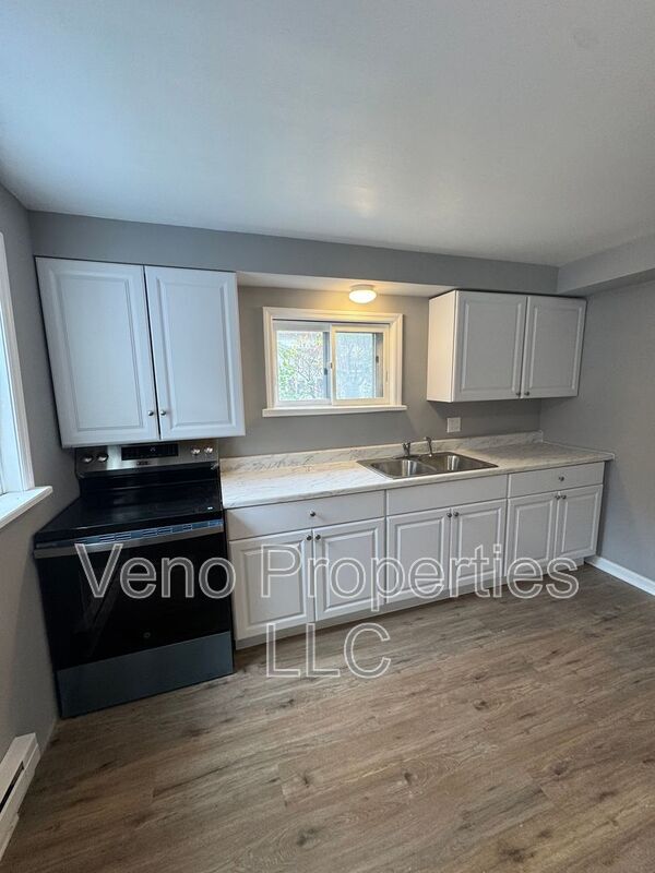 17-19-19 Ave a, Cambridge, NY 12816 - photo 2