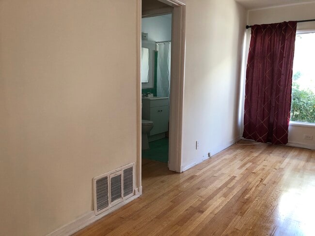 811 4th St unit G, Santa Monica, CA 90403 - photo 3