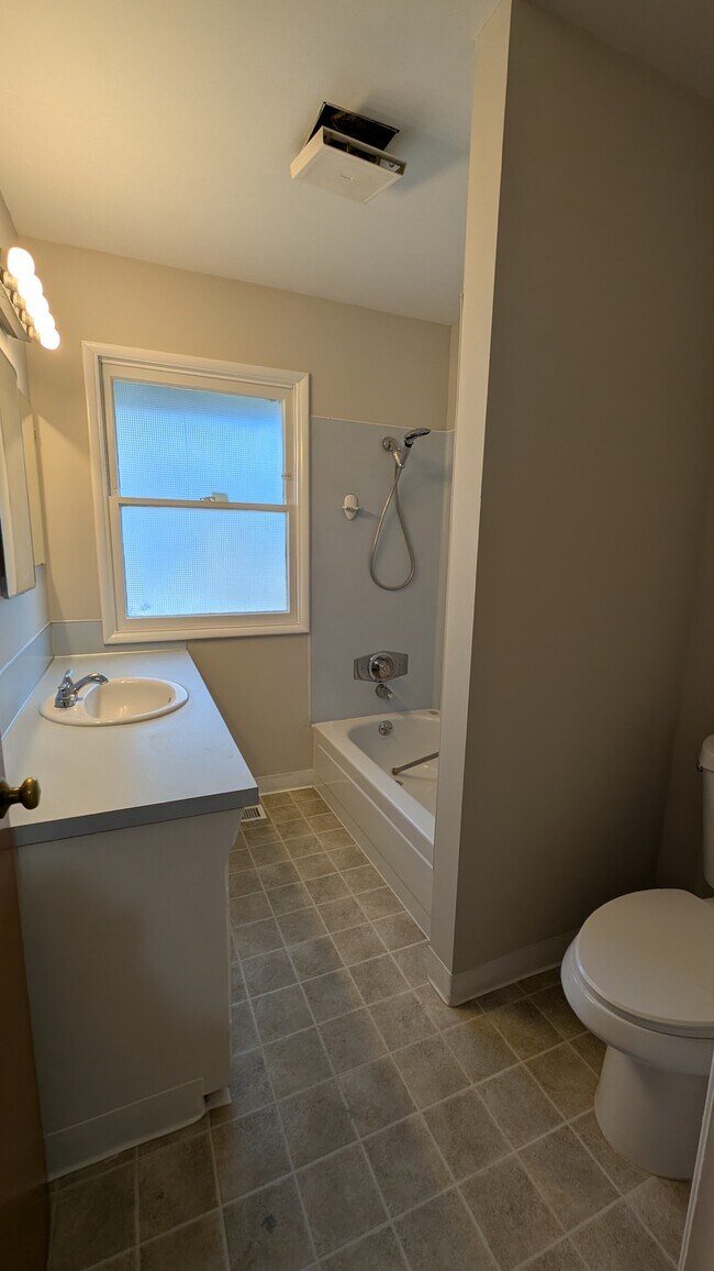 3437 SE Francis St unit 3439, Portland, OR 97202 - photo 6