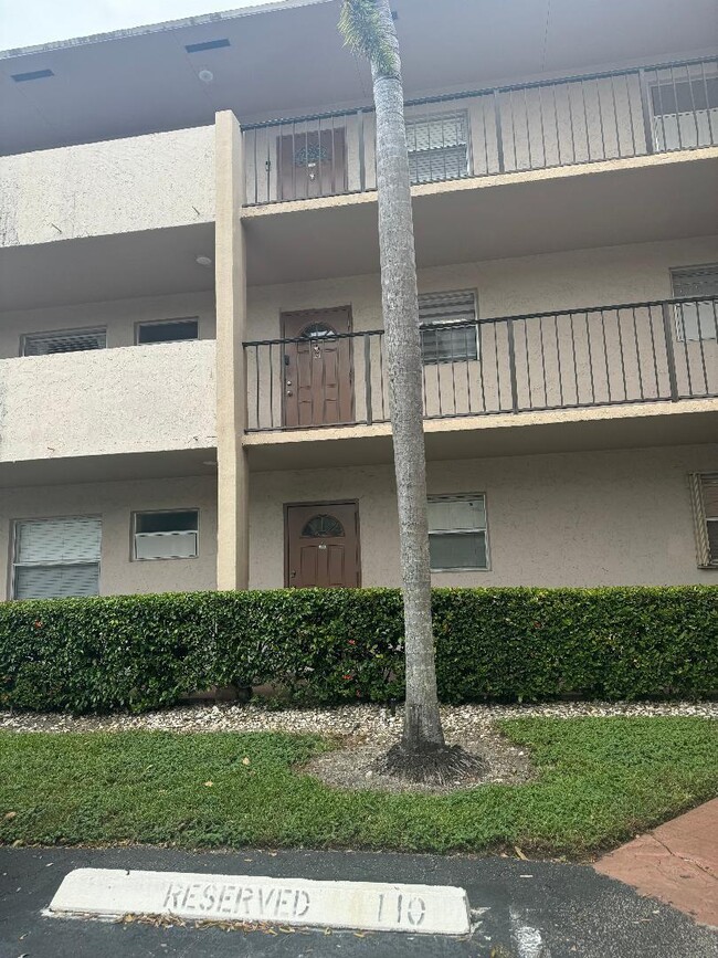 8311 Sands Point Blvd Unit 105, Tamarac, FL 33321