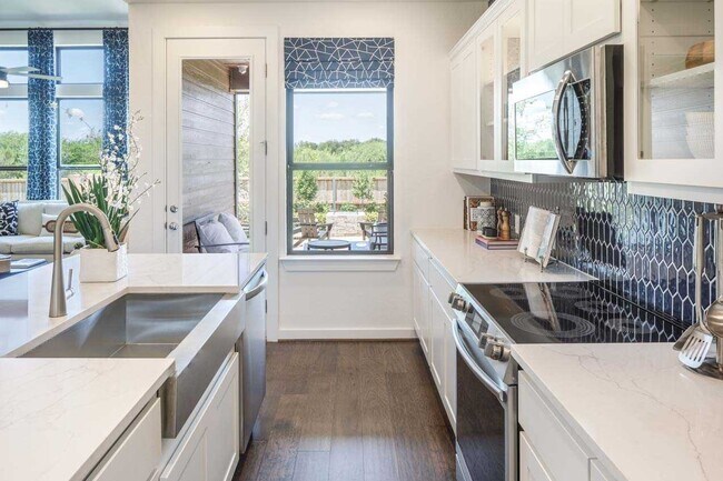 713 Moki Place, Cibolo, TX 78108 - photo 5