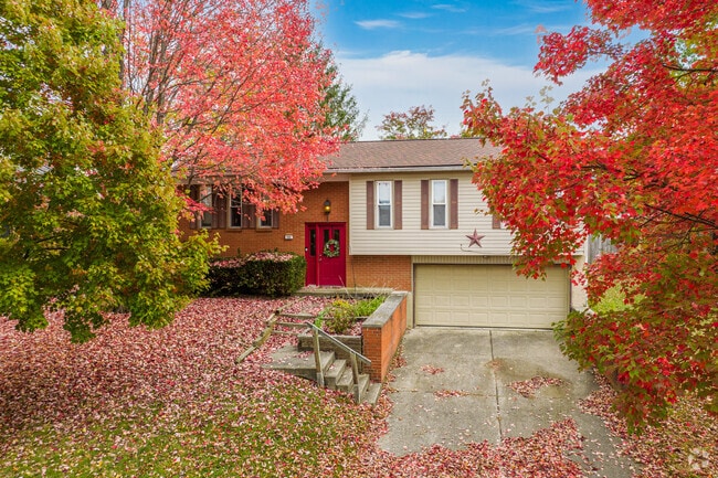 Split-level homes line the streets of Northeast Georgetown.