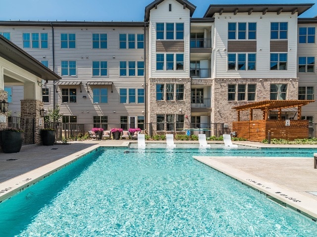 Album Keller Ranch 55+ Active Adult Apartment Homes, Fort Worth, TX 76244 - photo 1