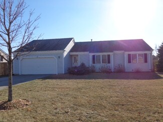 801 Woodbine Ln, Marengo, IL 60152