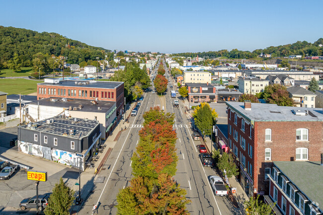 An aerial of Shrewsbury Street provides many dining and shopping options in Bell Hill, MA.