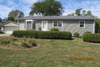 2356 Hawthorne Ct, Bettendorf, IA 52722