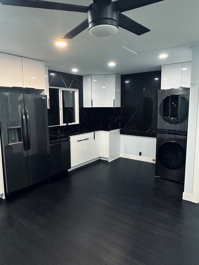 4068 Armstrong St unit ADU, San Diego, CA 92111 - photo 7