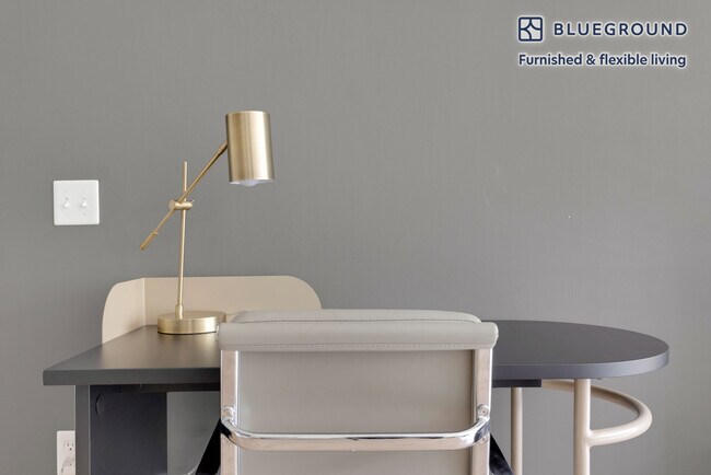 333 Great River Rd unit FL0-ID778, Somerville, MA 02145 - photo 5