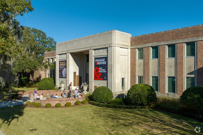 Riverside has the Cummer Museum of Art and Gardens for residents to enjoy anytime.