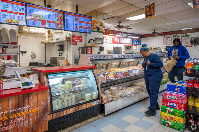 Come try delicious and fresh fish, chicken, sides and deserts at Captain Sam's.