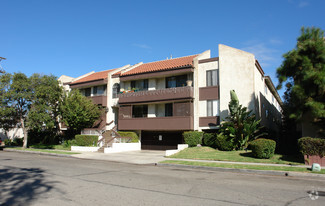14424 W Magnolia Blvd, Sherman Oaks, CA 91423