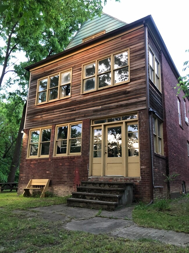 240 11th St unit First Floor, Troy, NY 12180 - photo 4