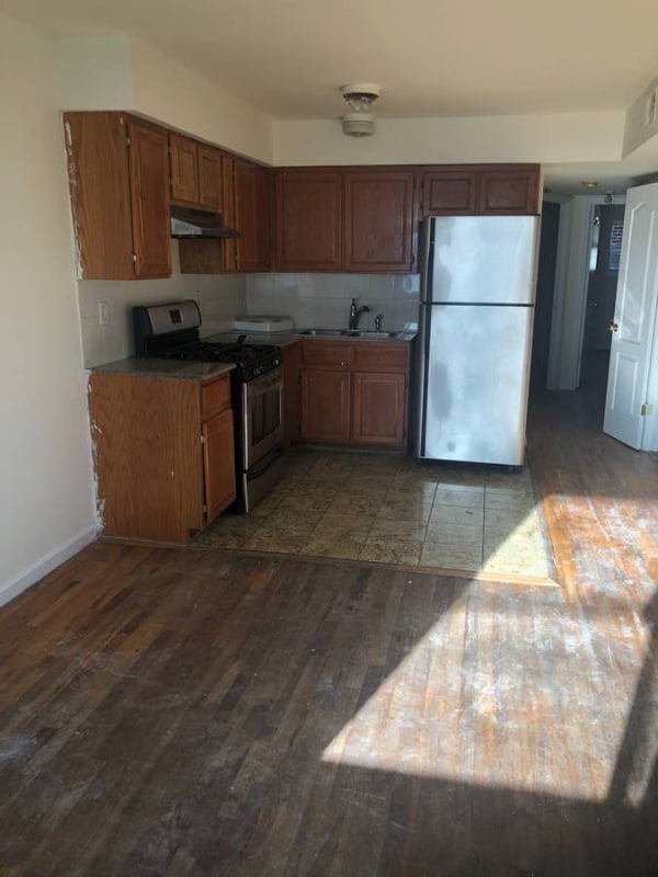 37-39-3769 69th St, Queens, NY 11377