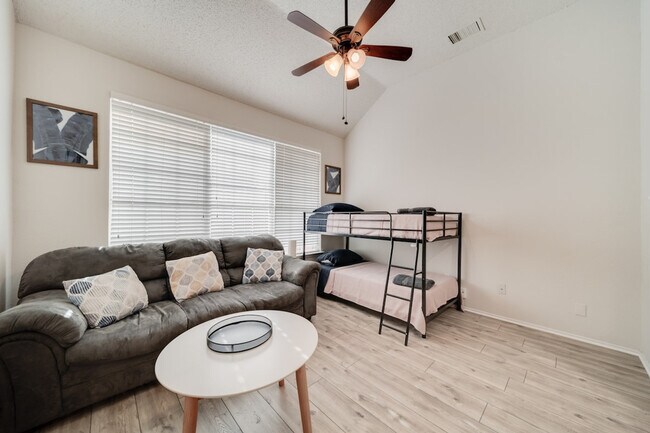 4501 Westbriar Ln unit ID1056387P, Grand Prairie, TX 75052 - photo 2