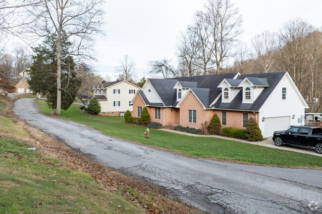 Larger, traditional style homes can be found throughout the Shoals neighborhood.