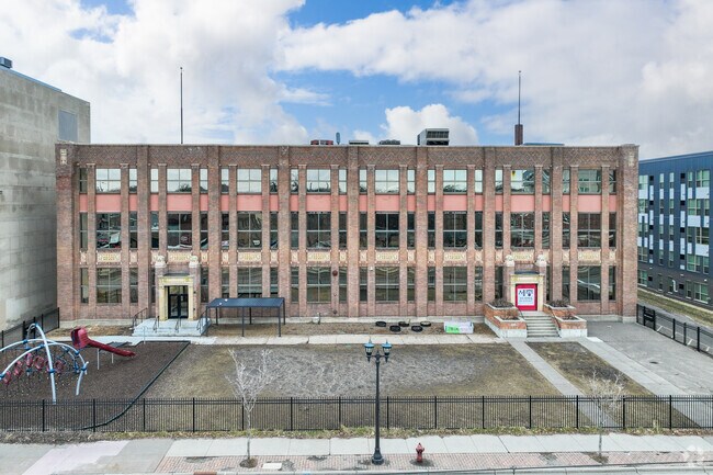 Sejong Academy of Minnesota is located on University Ave within the Minneapolis & St. Paul area.