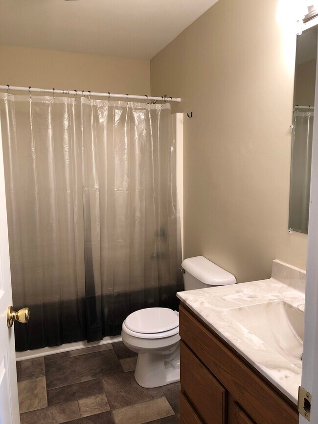 412 Filter Plant Rd unit B, Franklin, KY 42134 - photo 7