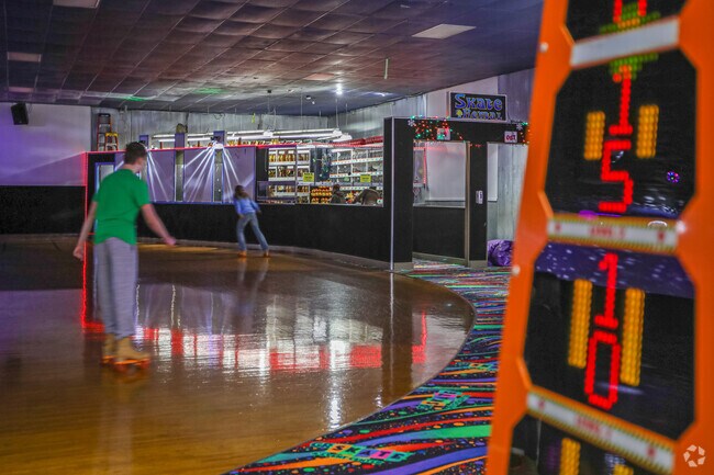 The Grand Rapids Skate and Event Center Kentwood location is just west of Maplewood.