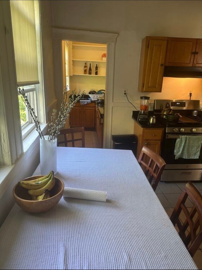 18 Wentworth Terrace Unit 3, Boston, MA 02124