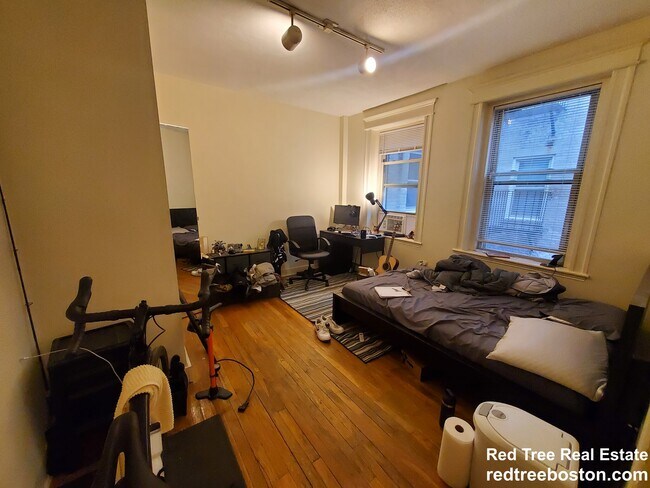 1669 Commonwealth Ave unit 8, Brighton, MA 02135 - photo 4