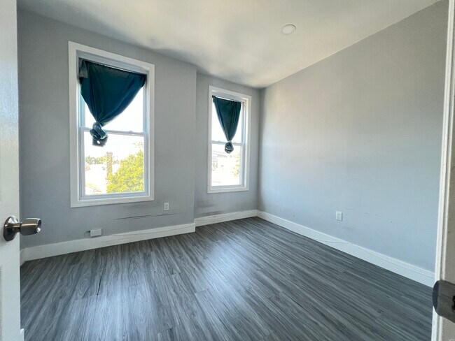 42 Storms Ave unit 1, Jersey City, NJ 07306 - photo 3