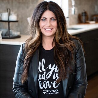 Jennifer Calland