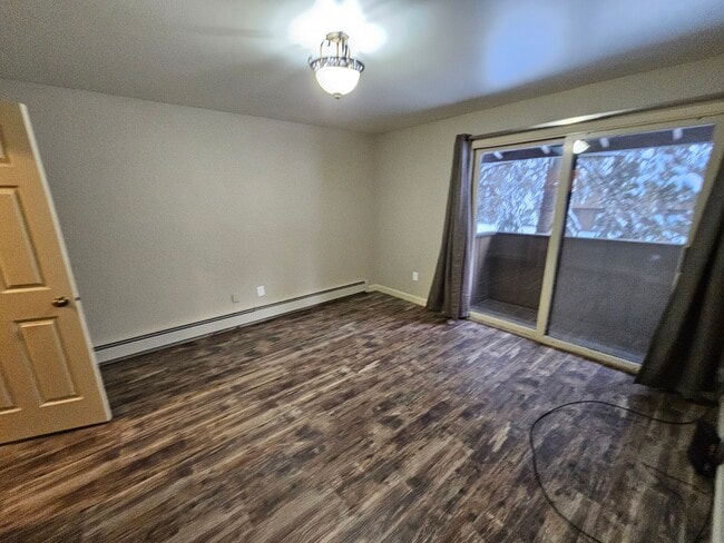 7217 Foxridge Cir unit 2, Anchorage, AK 99518 - photo 3