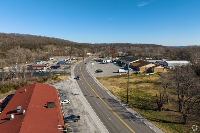 Downtown Barnhart is filled with several retail options for residents to explore.