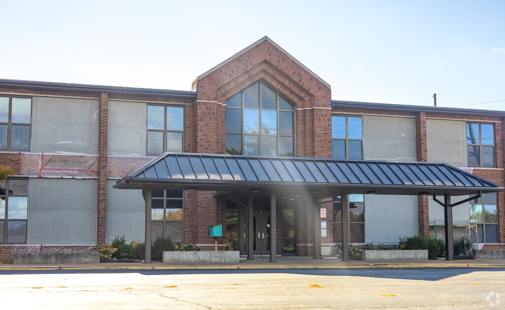 Marvin Elementary School serves students in the St John community.