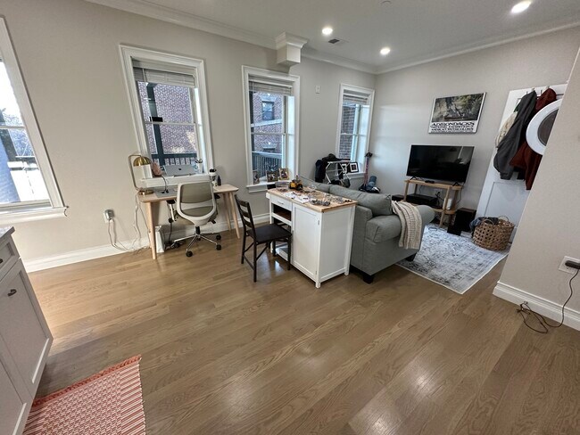 19 Bostonia Ave unit 4, Brighton, MA 02135 - photo 3