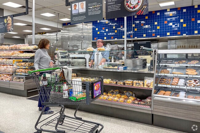 Medlock Park residents can find a large Publix in the Toco Hills shopping center.