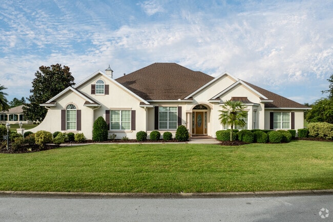 Lush greenery dots the yards throughout the Village of Bridgeport.