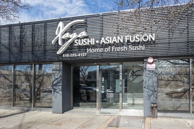 Craving sushi? Visit Xaga Sushi  & Asian Fusion in Hewlett.
