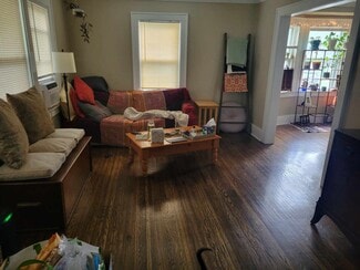 800 Grand Ave, Rochester, NY 14609