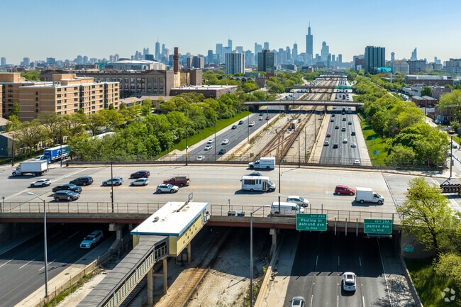 Entrance to CTA Blue Line, Western Stop, and the I290 Expressway Only Minutes to Chicago