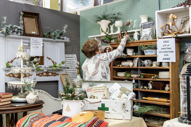 Antique Shops near Huntington Hills have great bargains on many vintage items.