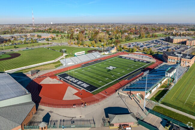 William Mason High School offers top notch extra circular sporting programs.